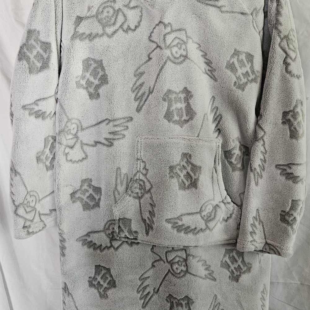Warner Bros. Gray Owl Pattern Men's Sweater